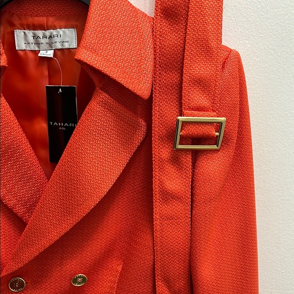 Tahari Vibrant Red Blazer with Gold Accents - Picture 3 of 11